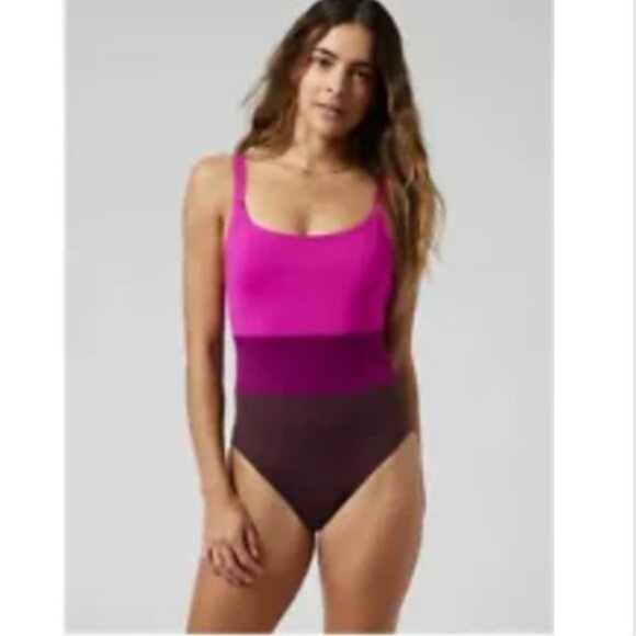 NWT Athleta Coastline 1 piece Swimsuit large - Picture 1 of 4